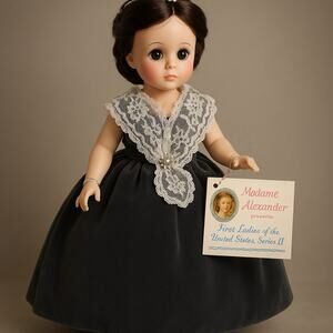 Madame Alexander 1508 Angelica Van Buren Doll w/ Box & Tag First Lady Series II